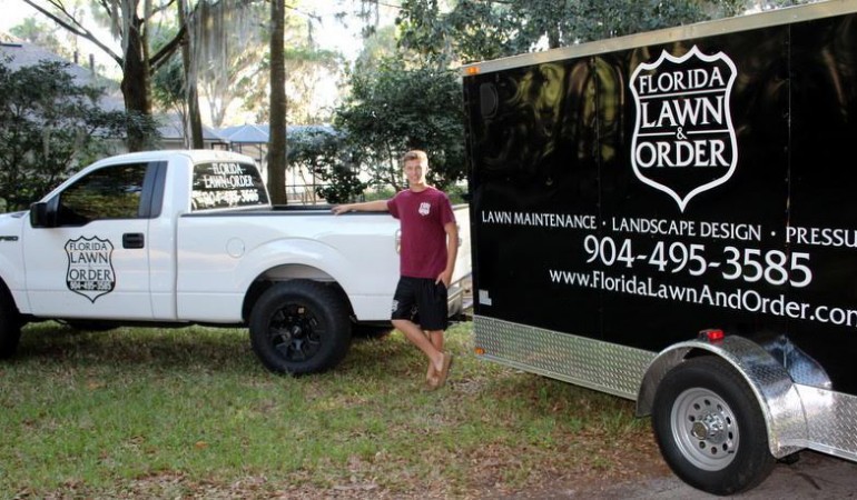 Jacksonville Fl Archives Lawnstarter Florida Lawntrepreneur Earns Lawnstarter Scholarship