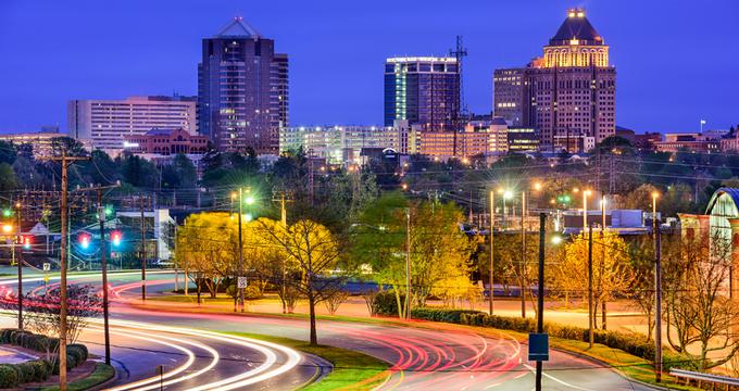 Greebsboro, North Carolina, USA downtown skyline.