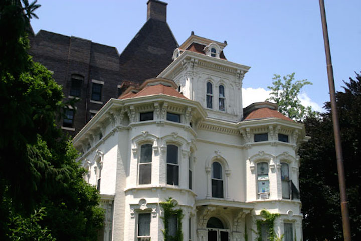 haunted house in toledo ohio