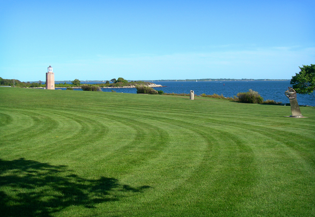 how to mow the lawn Proper mowing & watering is essential to a green, thick and healthy lawn here are the facts for lawns in the greater toronto area and other cool-season grass varieties. how to mow the lawn Proper mowing & watering is essential to a green, thick and healthy lawn here are the facts for lawns in the greater toronto area and other cool-season grass varieties.