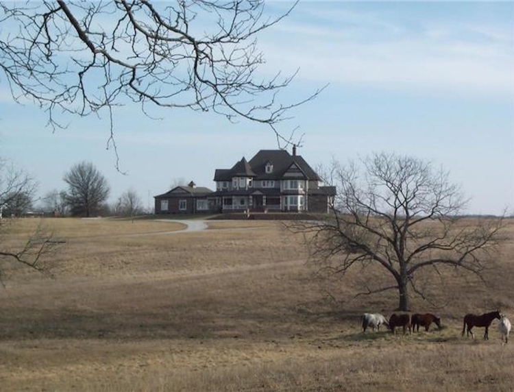 Kansas City house on multiple acres