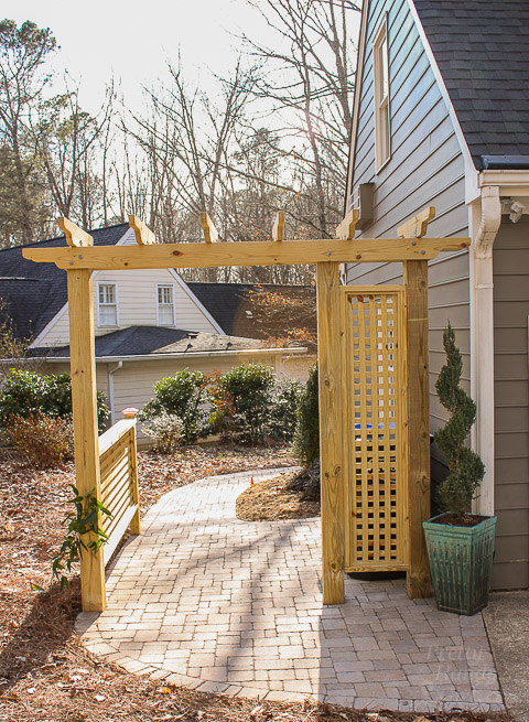 DIY Pergola with Trellis Screens