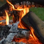 Advantages of Having a Backyard Fire Pit