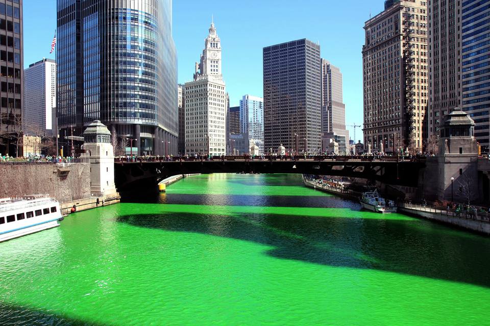 chicago river green dye st-patricks-day