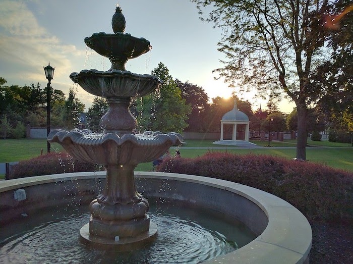 A tiered fountain in Great Neck, NY