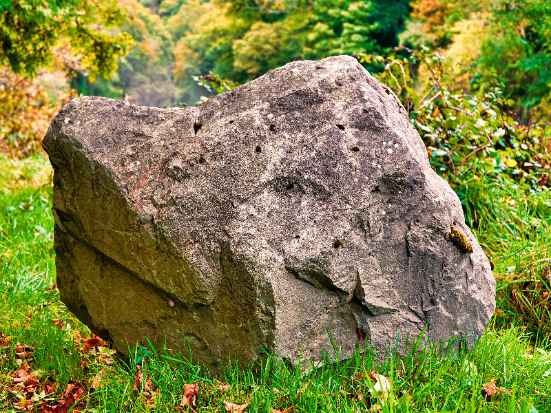Landscaping With Boulders, How To Arrange Landscape Boulders