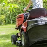 9 Best Riding Lawn Mowers of 2022 [Reviews]