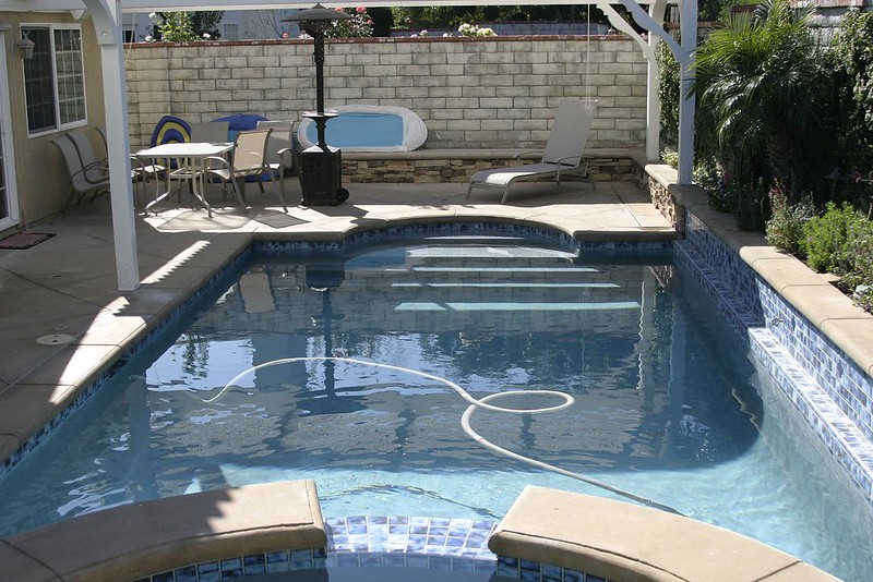 Plunge pool in the backyard of a home