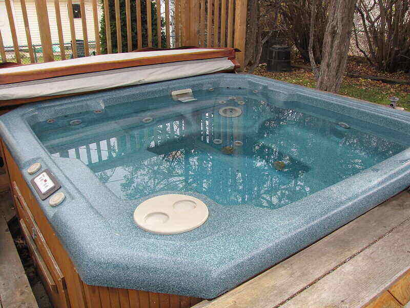 cleaned hot tub with the cover off