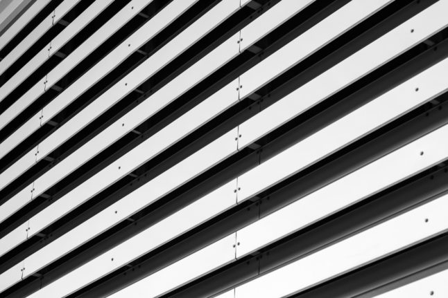 closeup of aluminum siding