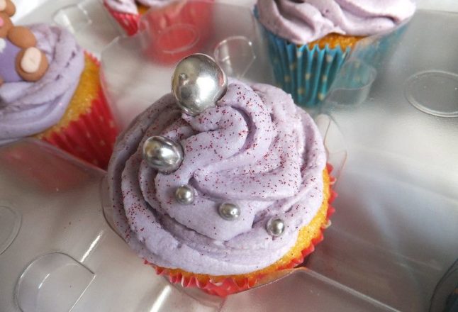 Lilac icing