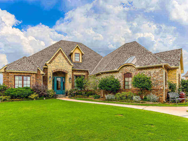 Zoysiagrass lawn in front of house