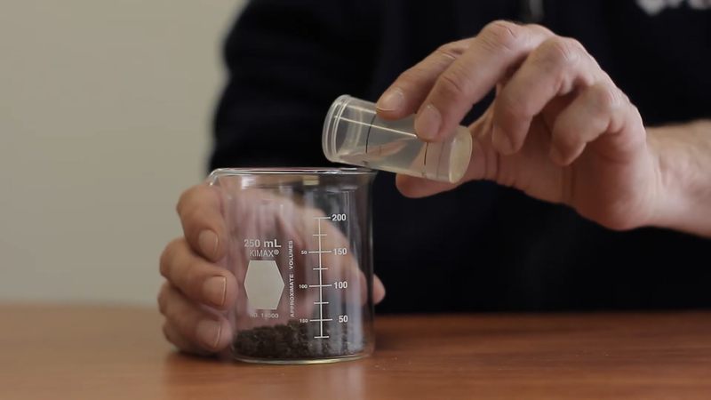 Test soil pH