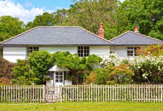 fence in house