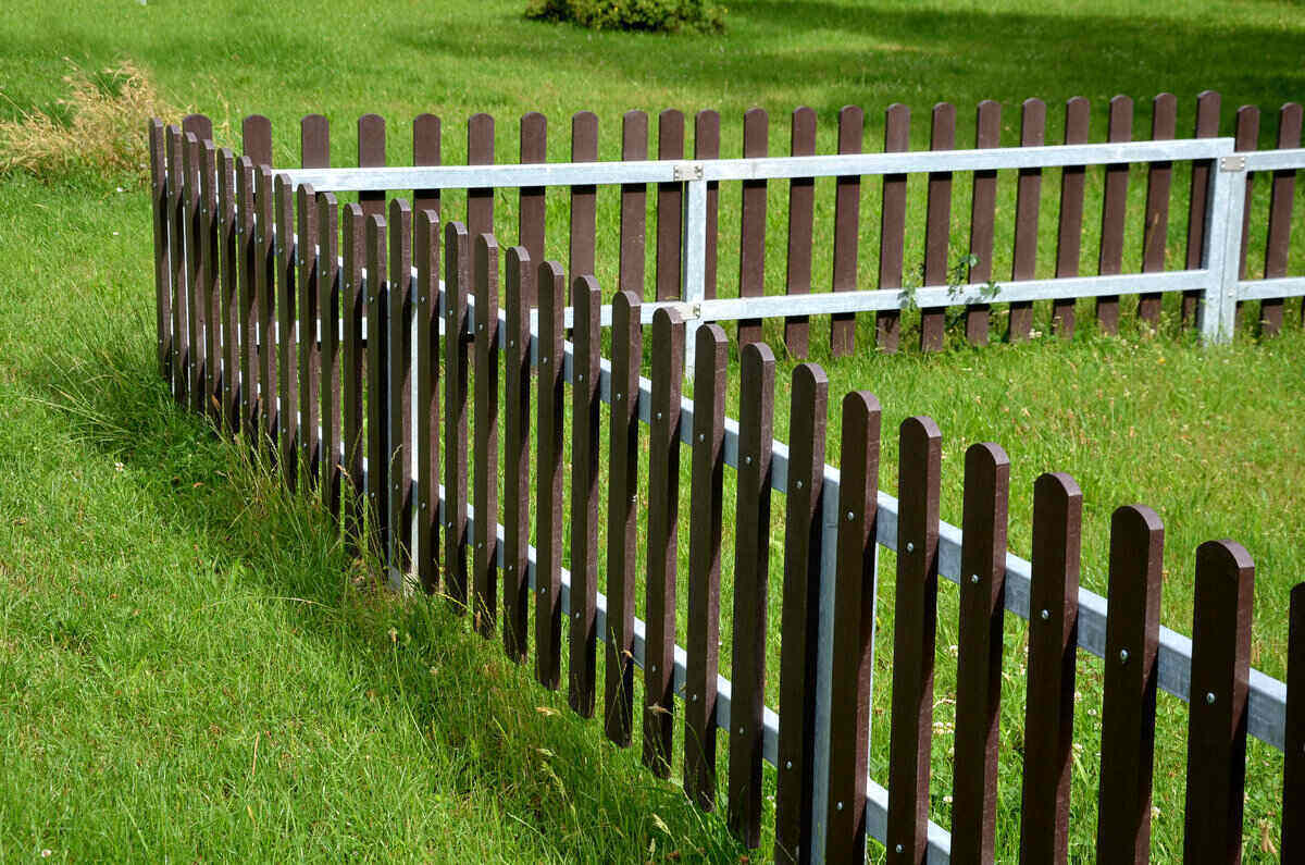 Wood Fence Look Like New