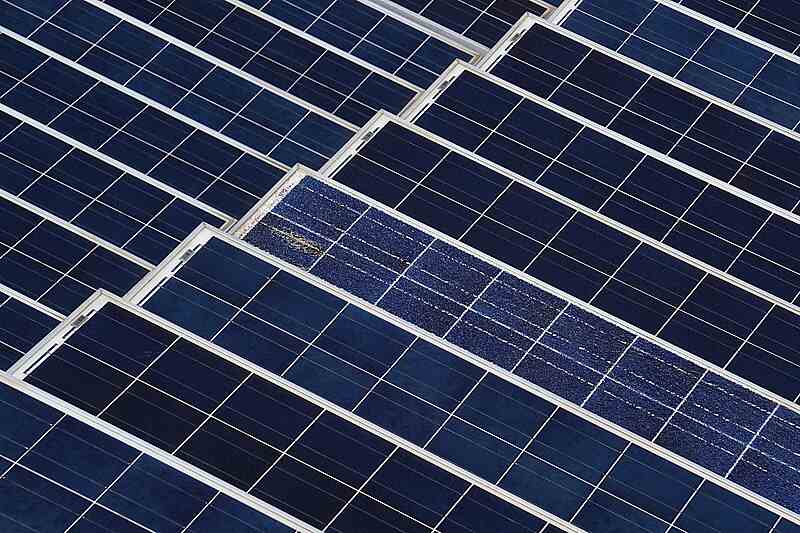 Polycrystalline solar panel