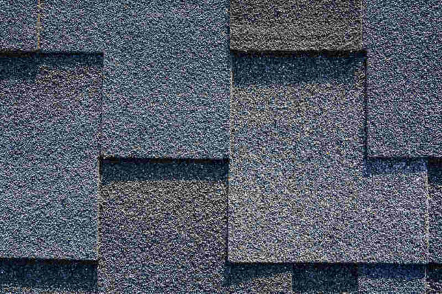 Textured pattern of asphalt shingles