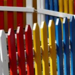 How to Choose the Right Fence Color