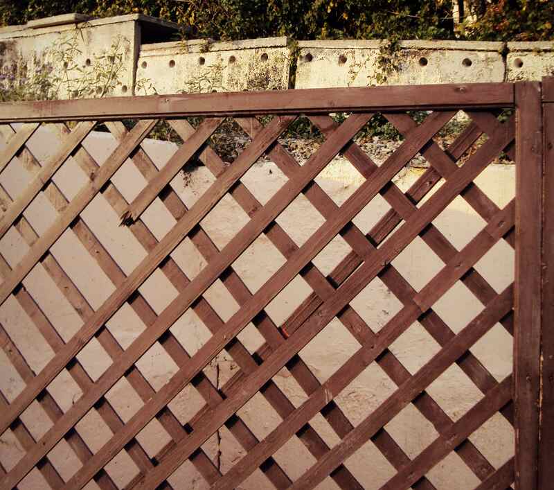 Lattice fence ideas lawnstarter
