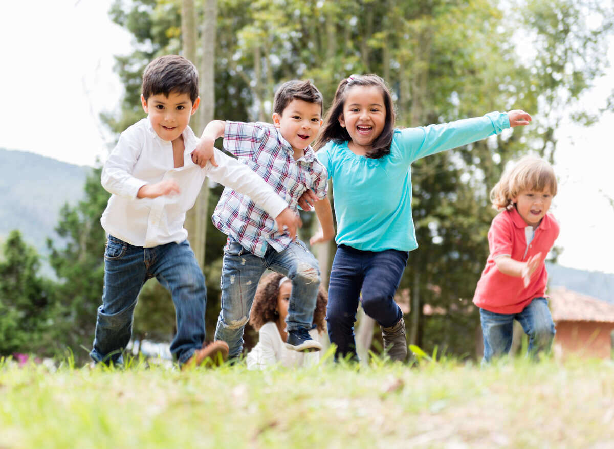 kids playing