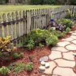 12 Materials to Consider for Your Garden Path