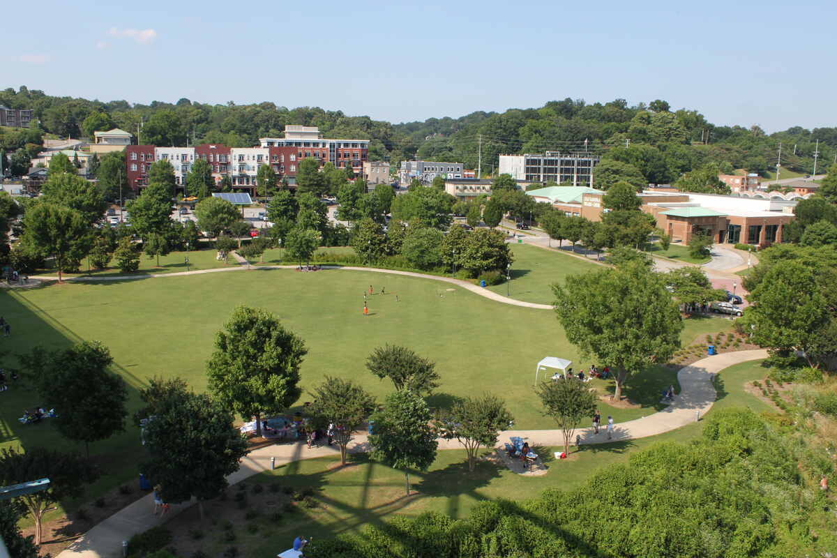 image of coolidge park in chattanooga