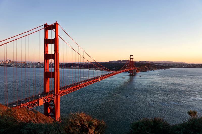 A shot of the Golden Gate Bridge in San Francisco, California, at twilight