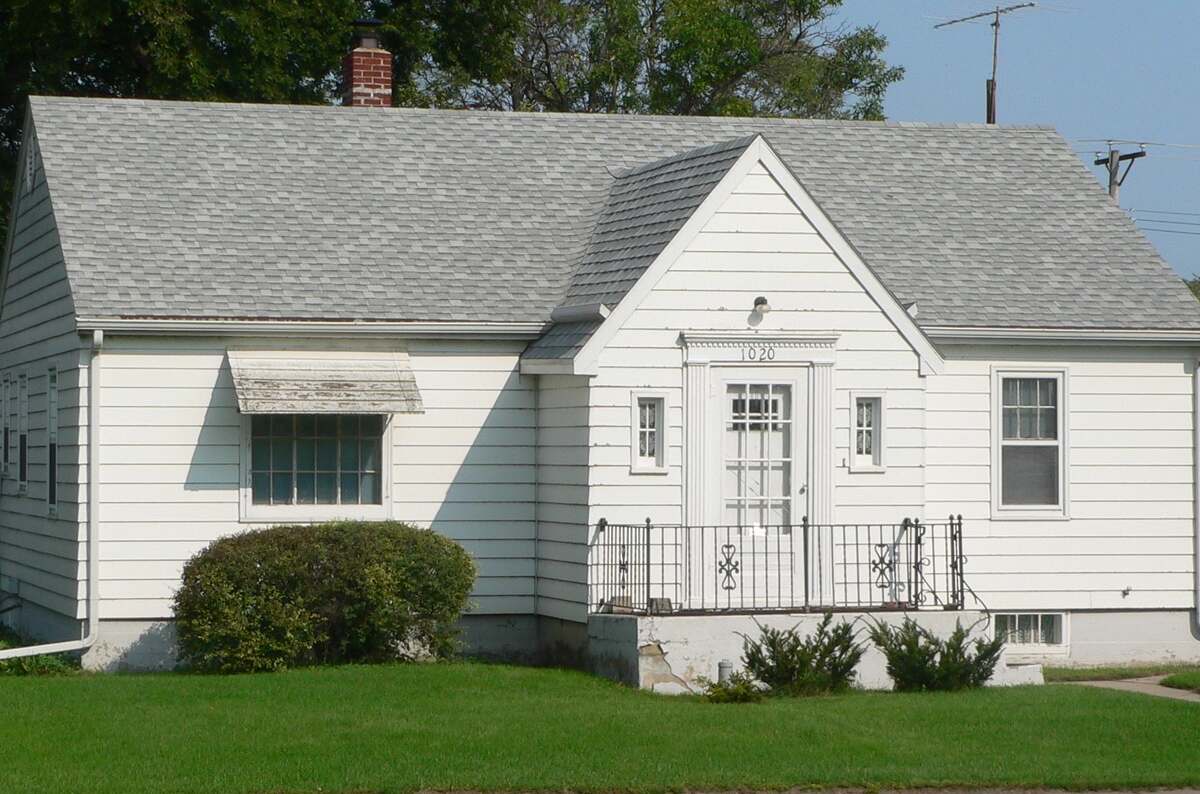 lawn in front of a house in south dakota