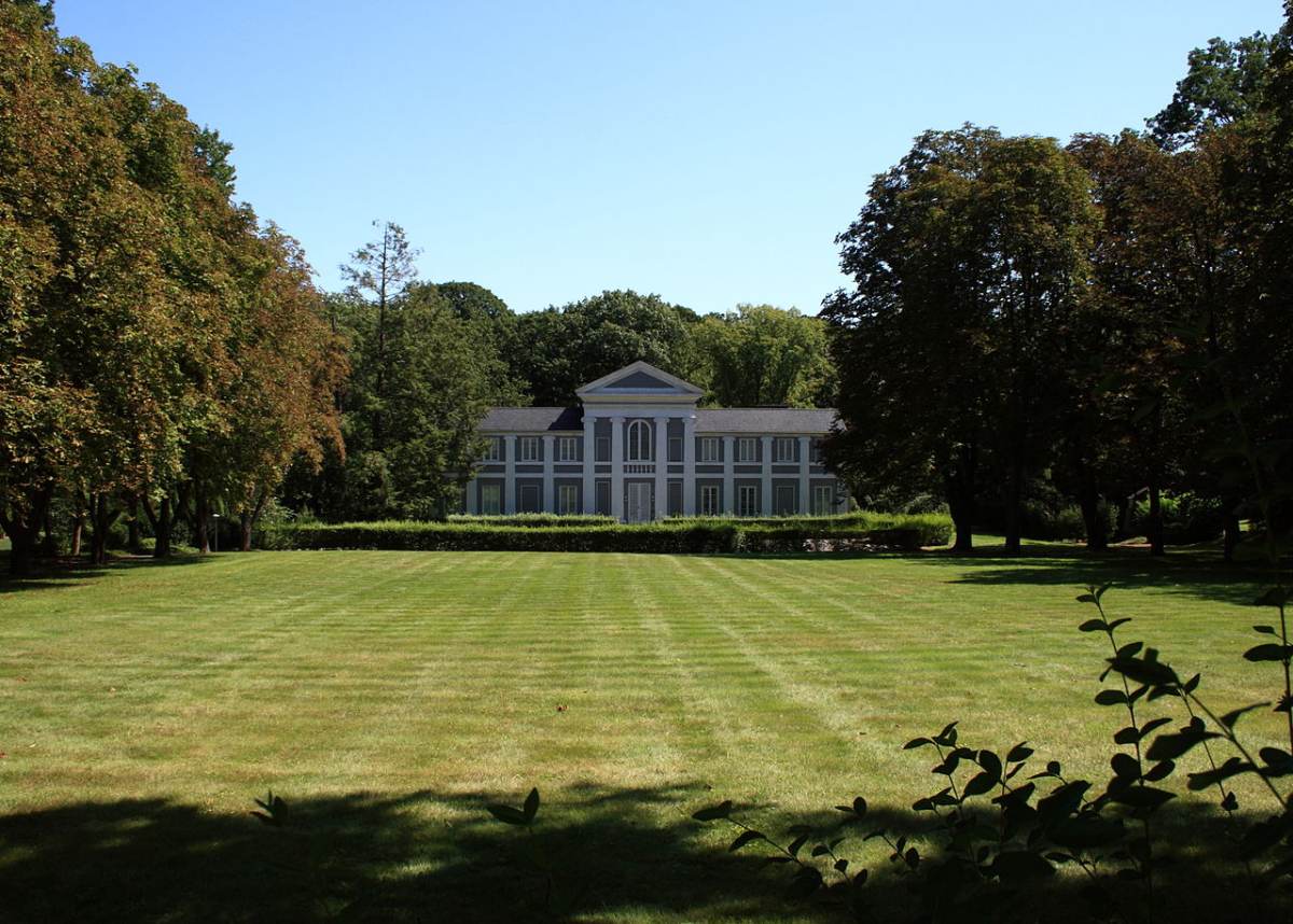 A. Everett Austin House and Lawn