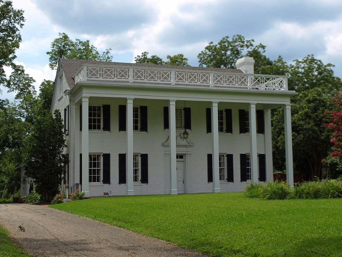 A house in South Gilmer Avenue in Montgomery, Alabama