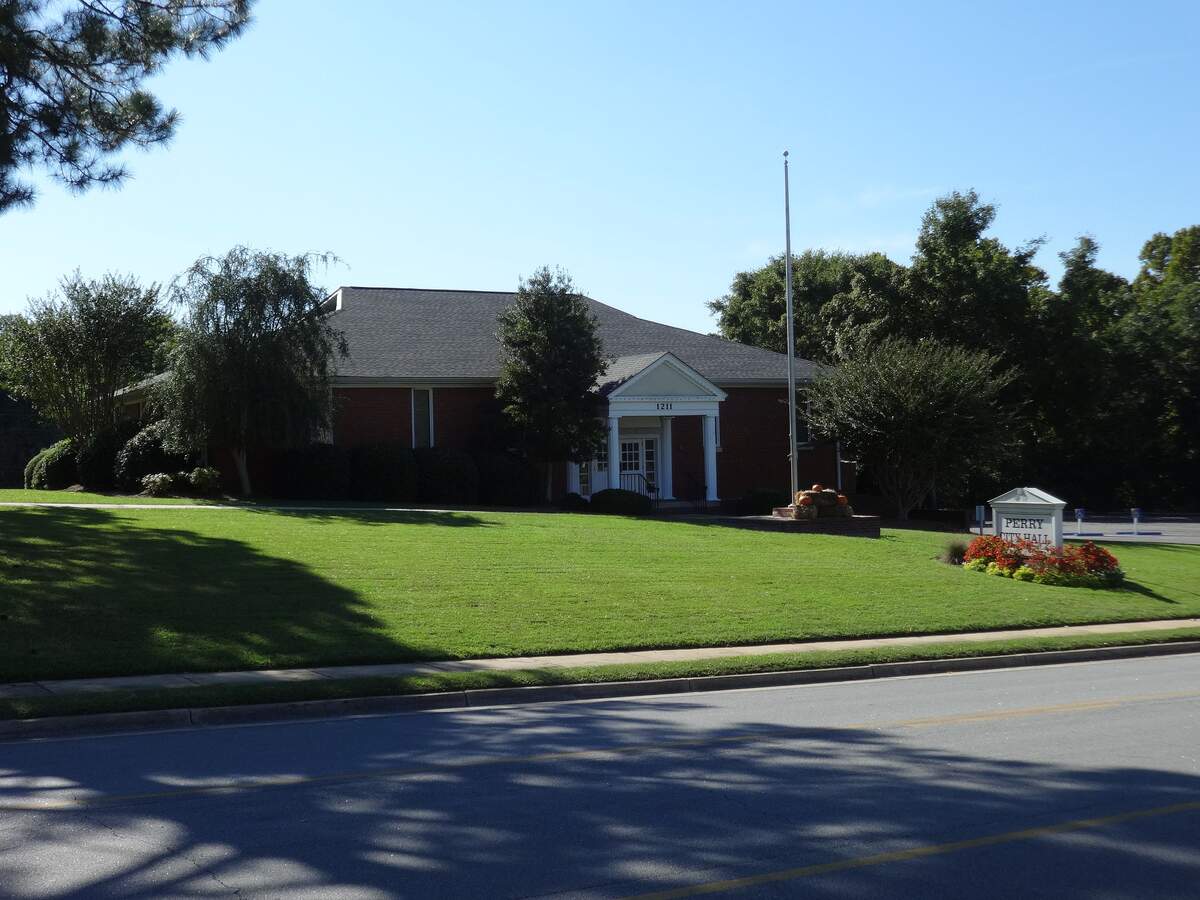 image of a lawn in georgia