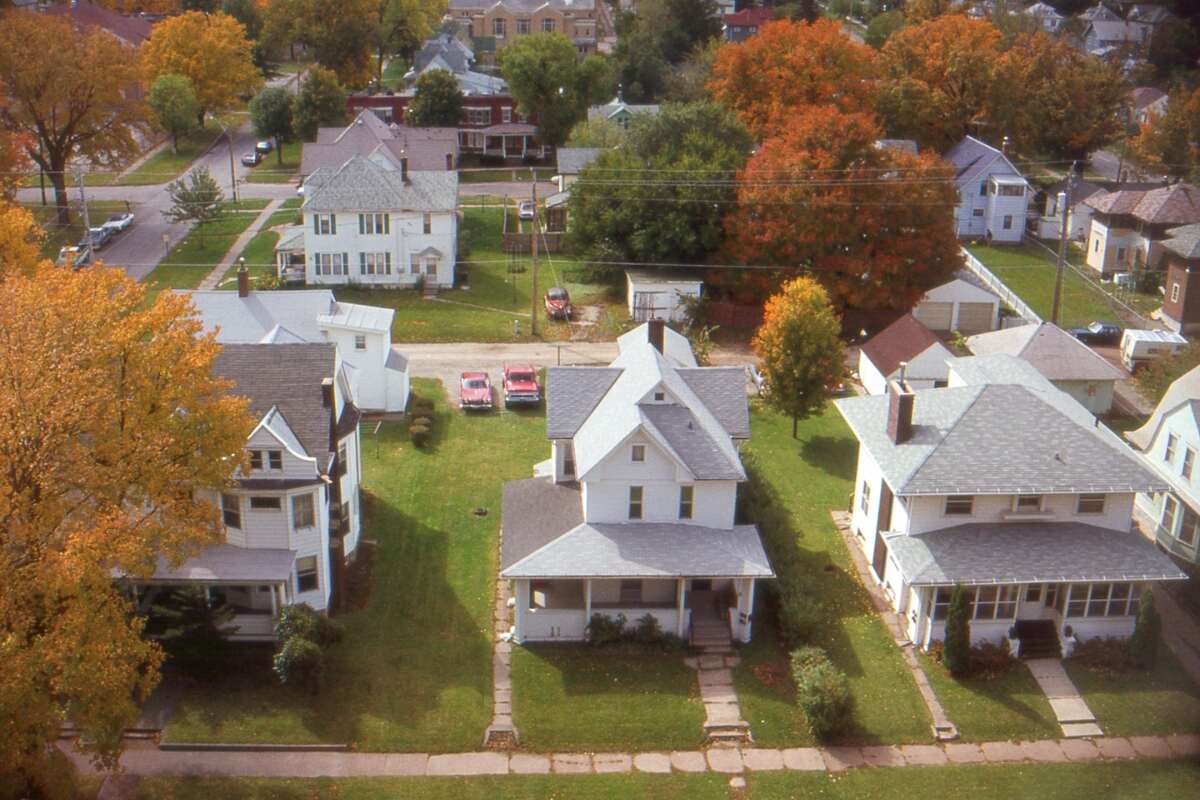 aerial view of houses in a small neighborhood in Iowa 1985