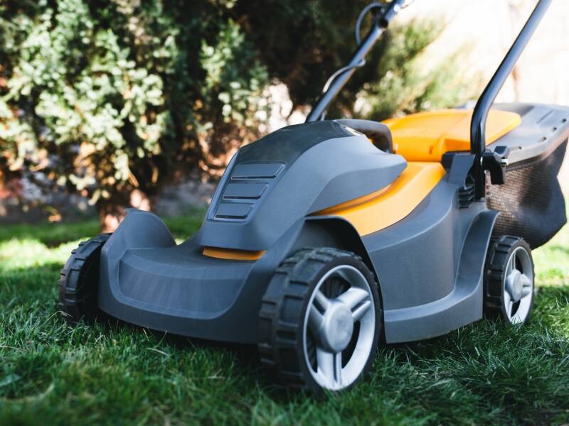 personal electric lawn mower