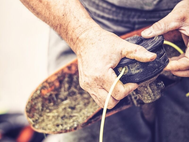 putting cap back on a string trimmer