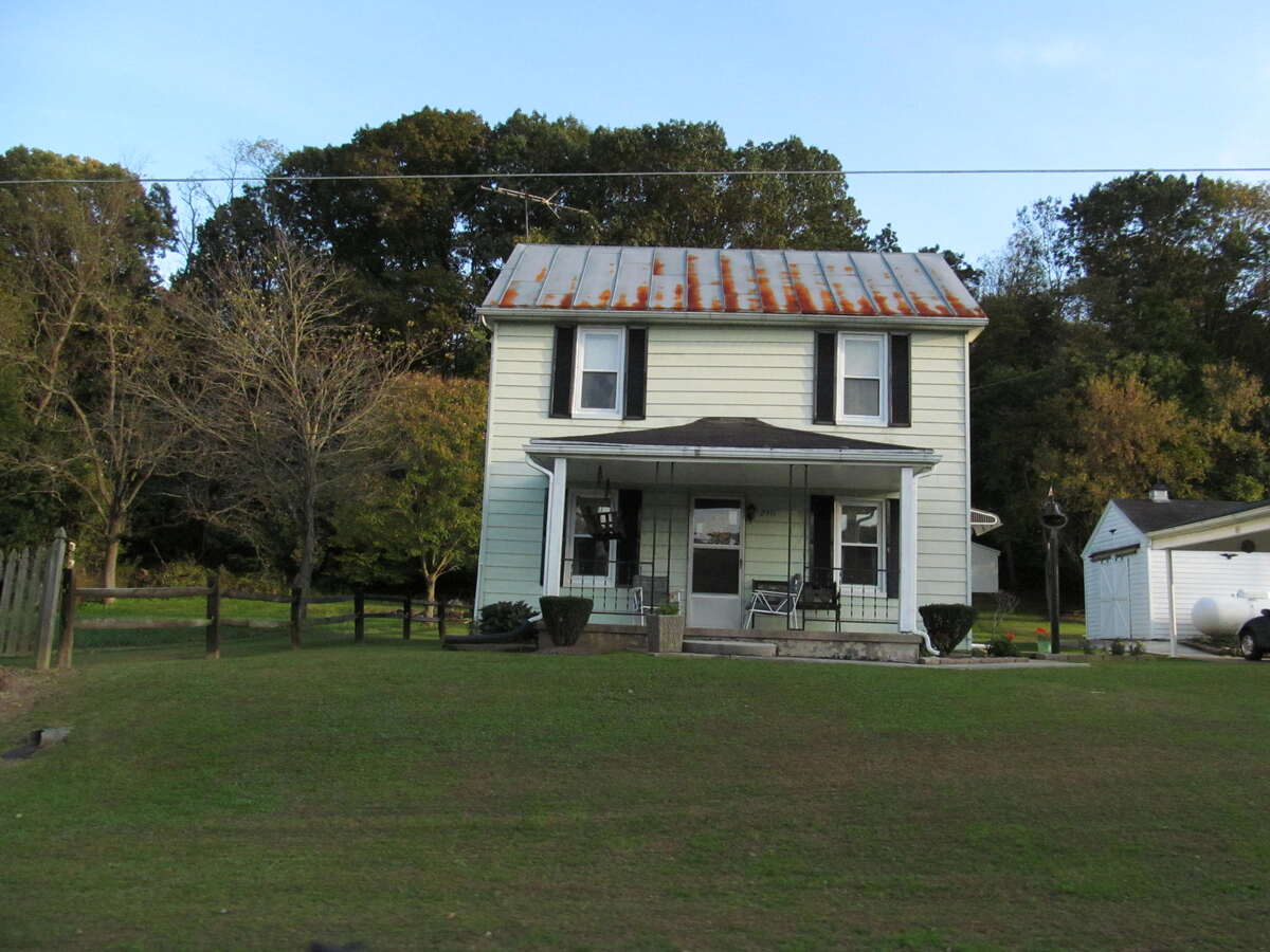 lawn in front of a house in maryland
