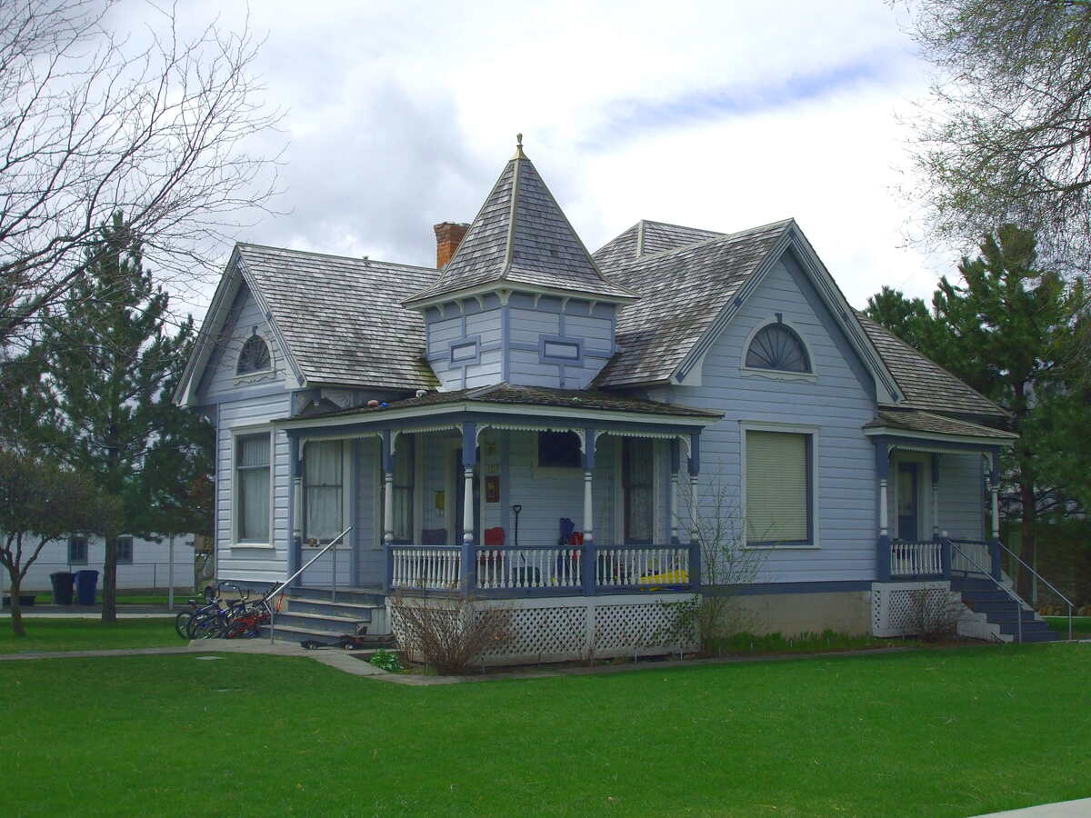 lawn in front of a house in utah