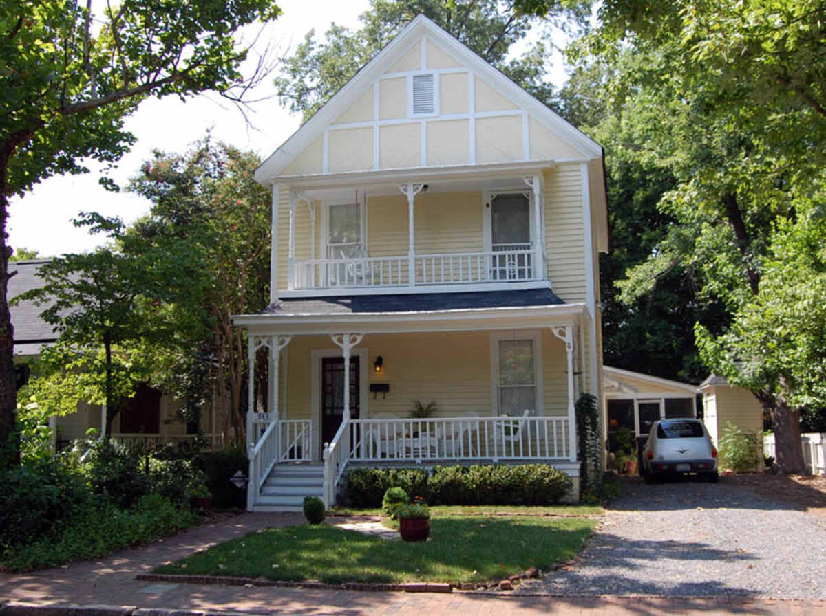 Lawn in front of a house in Charlotte, North Carolina