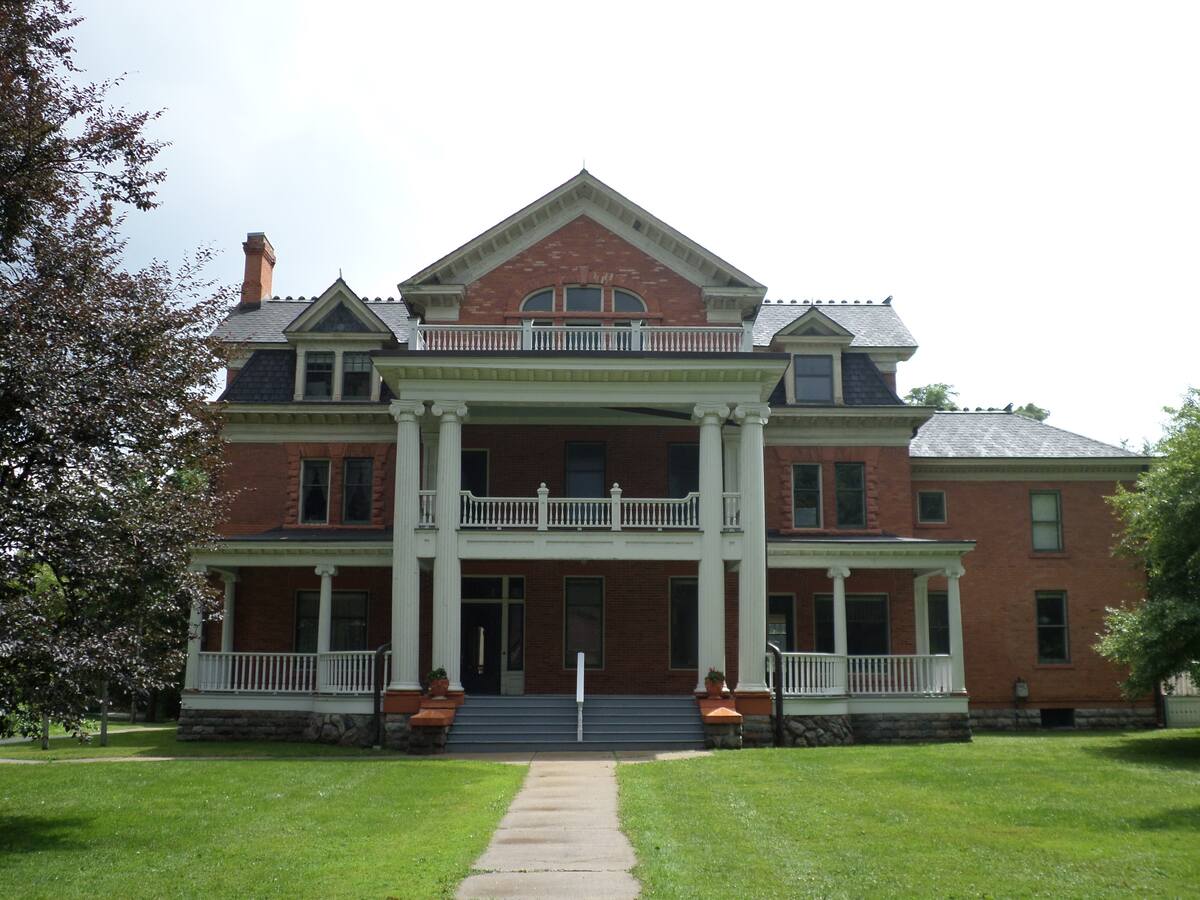 Lawn in front of the Turner-Dodge House in Lansing, Michigan