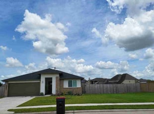 MaryJean M.'s Lawn Service service result