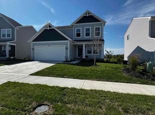 Luis V.'s Lawn Maintenance service result