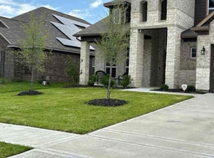 Marlon M.'s Yard Cutting service result