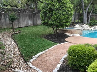 Jeri V.'s Lawn Service service result