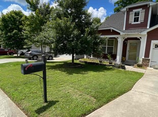 Darren R.'s Lawn Mowing Service service result
