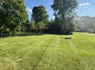 Richard E.'s Lawn Service service result