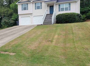 Bush Trimming by Jason Harris for Willie L. in Dallas, GA