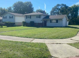 David M.'s Lawn Maintenance service result
