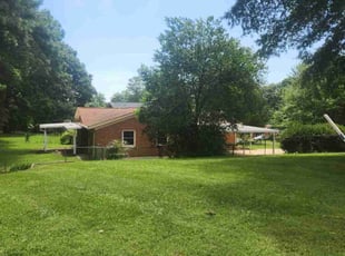 Robyn A.'s Yard Cutting service result
