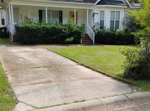 Tracy C.'s Lawn Care service result
