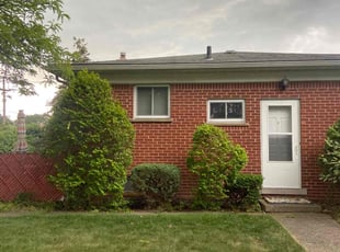 Bush Trimming by Ricardo Binyard Jr for Mark S. in Warren, MI