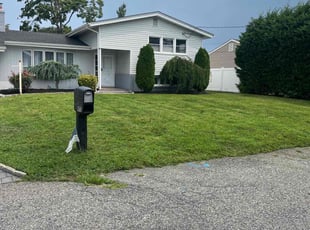 Erica L.'s Lawn Maintenance service result